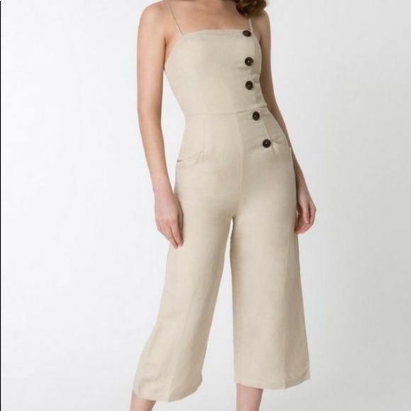 Unique Vintage Pants - Retro Style Linen Spaghetti Strap Capri Jumpsuit